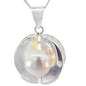 925 FW PEARL PL+MATT FANCY RND PEND - 35X22 - 8.6g <br/>10020