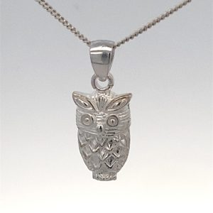 925 MATT ETCHED SITTING OWL PENDANT - 23X9 - 1.6g <br/>10041
