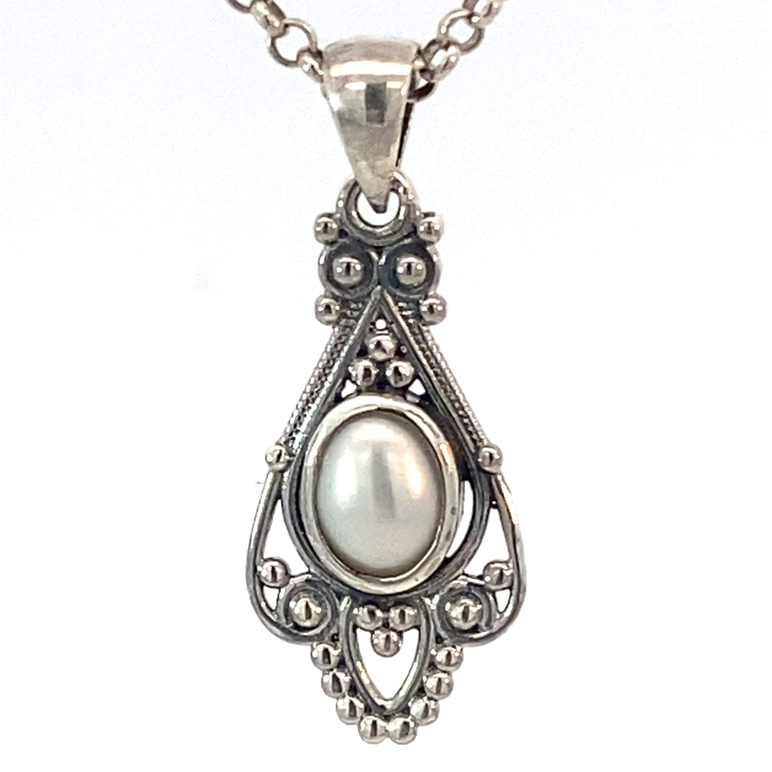 925 OXI OV WH FW PEARL MILLGRAIN BOHO PEND - 32X13 <br/>10067