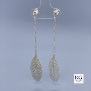925 SANDBRUSHED LEAF ON BALL STUDS - 66X11 - 6.8g <br/>11503