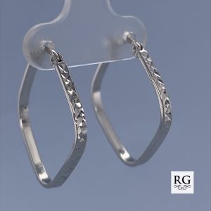 925 DIA CUT FLAT SQUARE HINGE HOOPS - 26X2 - 1.4g <br/>11539