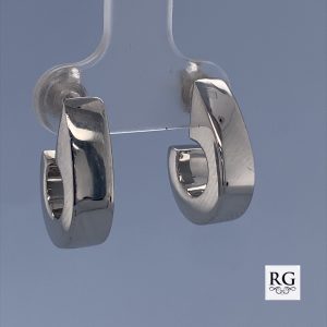 925 RH PL HOL RECT TUBE OV HALF HOOPS - 17X5  3.6g <br/>11540
