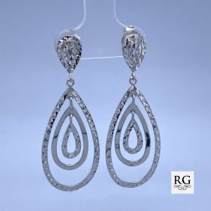 925 PLAIN+DIA CUT TEARDROP DANGLE EAR - 44X16 2.9g <br/>11577