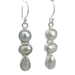 925 RND+OV+TDROP WH FW PEARL LONG BAR EAR 42X9