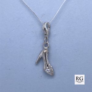 925 CZ STILETTO HEELS CHARM - 25X14 - 1.47g <br/>M10043