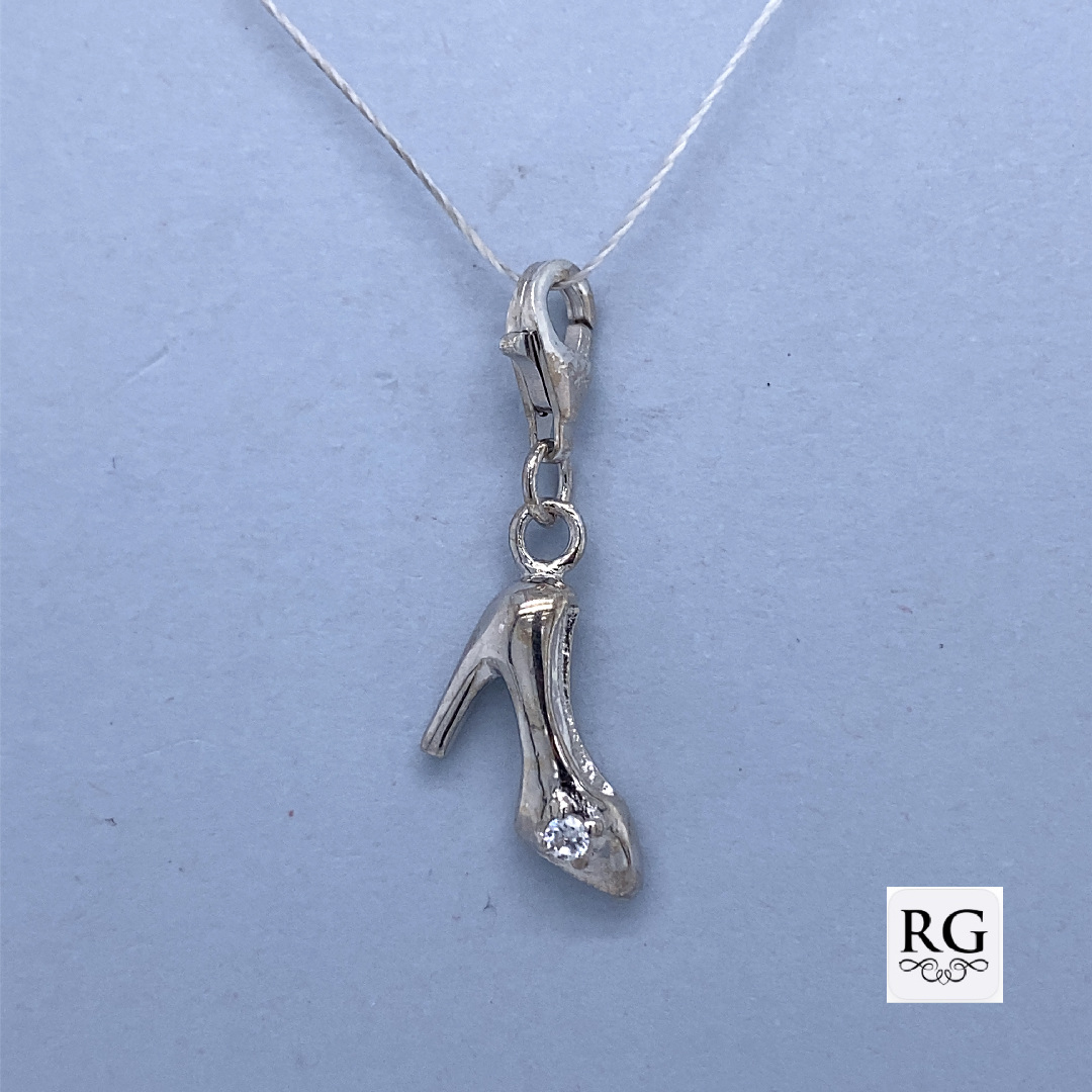 925 CZ STILETTO HEELS CHARM - 25X14 - 1.47g <br/>M10043