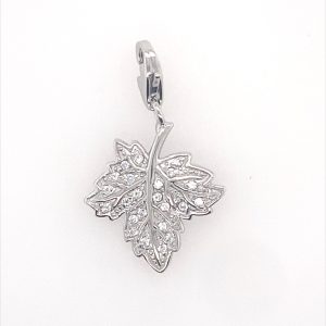 925 RH PL CZ PAVE MAPLE LEAF CHARM - 28X17 - 2g <br/>M10047