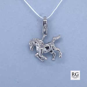 925 RH PL 3D GALLOPING HORSE CHARM - 19X14 - 1.65g <br/>M10077