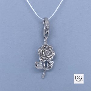 925 RH PL ROSE WITH STEM CHARM - 24X8 - 1.38g <br/>M10080