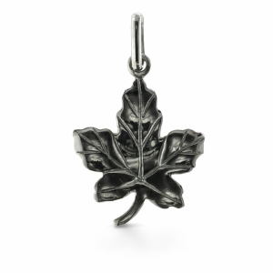 925 ETCHED MAPLE LEAF CHARM - 28X18 <br/>M10249