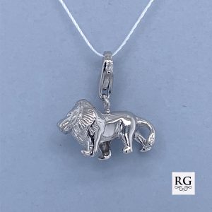 925 RH PL 3D LION CHARM - 18X8 - 2.38g <br/>M10330