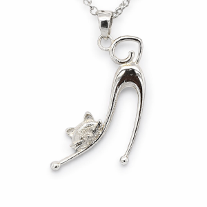 925 STRETCHING CAT PENDANT - 43X22 - 4.1g <br/>M10393