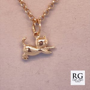 925 STRETCHING CAT CHARM - 15X14 - 1.06g <br/>M10399