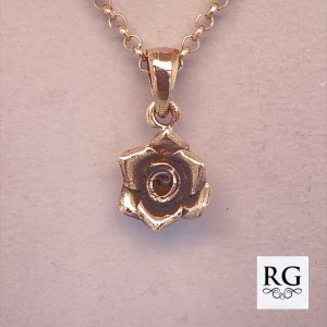 925 OXI 3D FLOWER PENDANT - 21X11 - 2g <br/>M10402