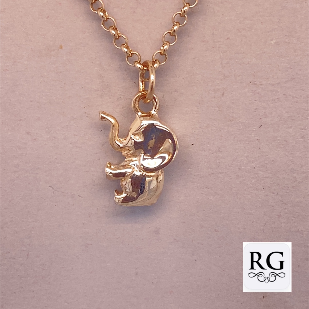 925 SITTING ELEPHANT CHARM - 22X13 - 3.1g <br/>M10403