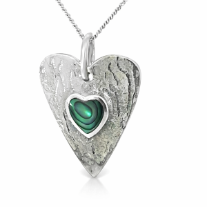 925 RND ABALONE ON ETCHED HEART PEND - 23X16  2.3g <br/>M10552A