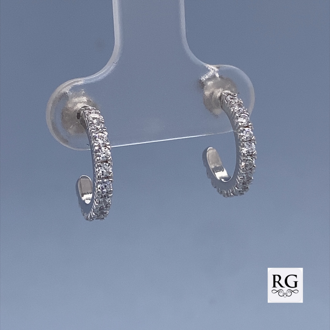 925 CZ PAVE PRONG SET C-HOOPS - 12X2 - 1.4g <br/>M11630