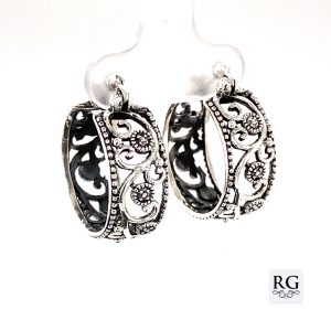 925 OXI FILIGREE MILLGRAIN HINGE HOOPS - 22X9 6.3g <br/>M11735