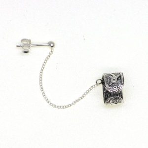 925 OXI DOLPHIN ETCHED ON CHAIN EARCUFF <br/>M11776