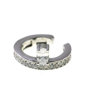 925 CZ PAVE OVAL DANGLING MILLGRAIN EARCUFF <br/>M11837