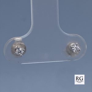 925 CZ 4 CLAW BASKET SET STUDS - 2MM - 0.4g <br/>M11952