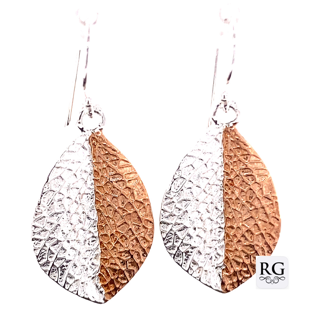 925 RG PL MATT LEAF DROP EARRINGS - 36X16 - 4.68g <br/>M12012