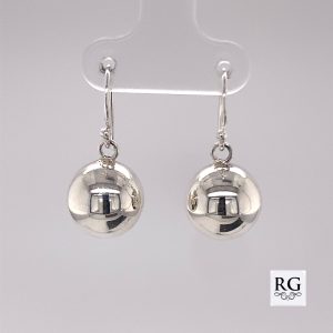 925 BALL ON SHEPHERD HOOK EARRINGS - 26X12 - 3.5g <br/>M12042