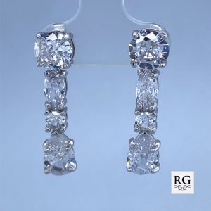 925 RND+OV+TDROP CZ PAVE DROP EAR - 29X7 - 5.3g <br/>M12184