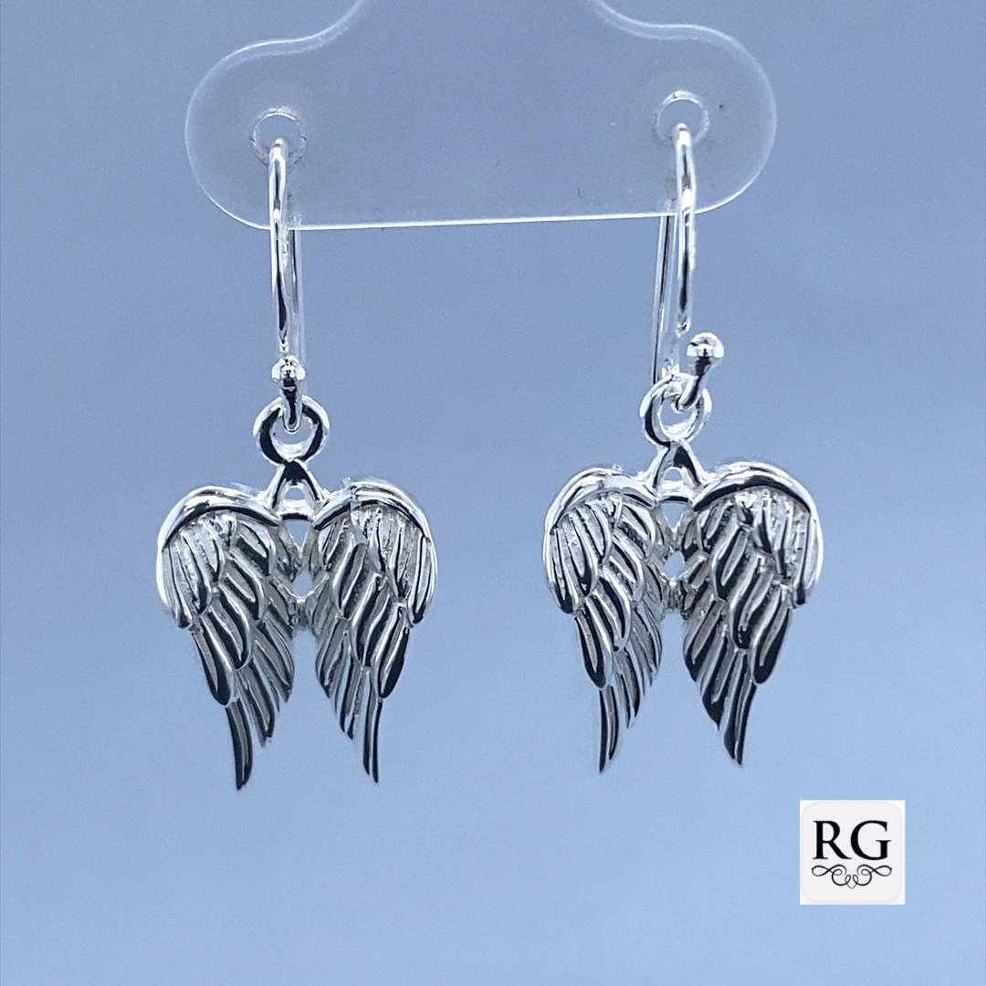 925 PAIR OF ETCH ANGEL WINGS DROP EAR - 30X12 - 3g <br/>M12212