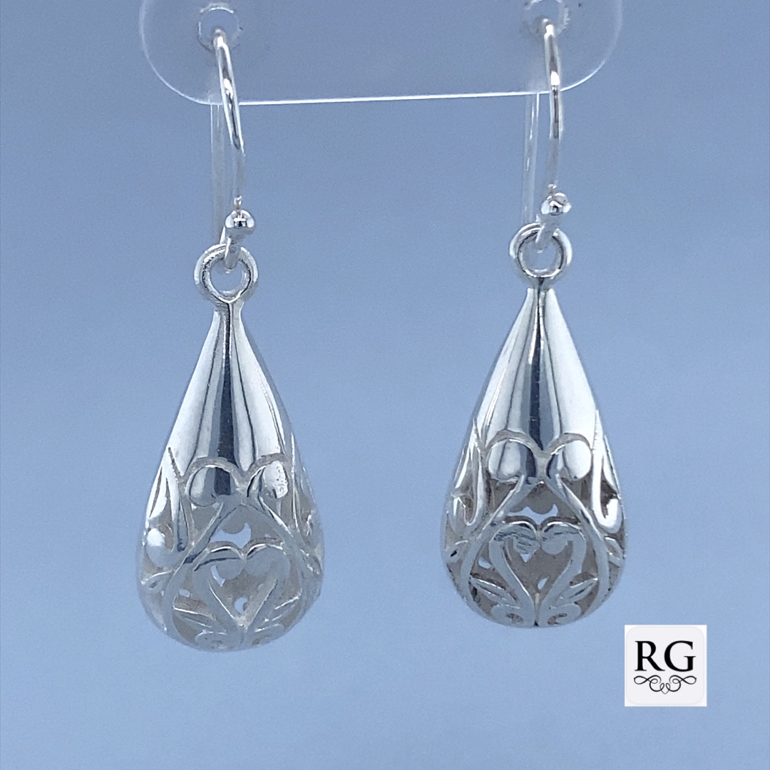 925 DROP HOL FILIGREE TEARDROP EAR - 35X11 - 6g <br/>M12217