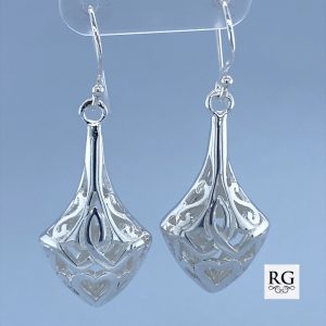 925 DROP FILIGREE PUFFED T/DROP EAR - 41X15 - 6.9g <br/>M12219
