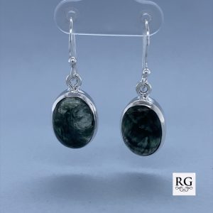925 OVAL SERAPHINITE DROP EARRINGS - 33X12 - 5.4g <br/>M12238
