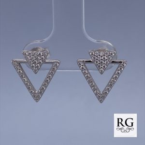 925 CZ PAVE GEOMETRIC TRIANGLE STUDS - 14X13 1.67g <br/>M12305