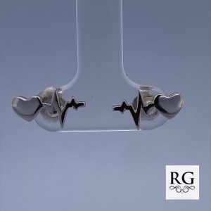 925 PLAIN HEARTBEAT STUDS - 13X7 - 1.29g <br/>M12318