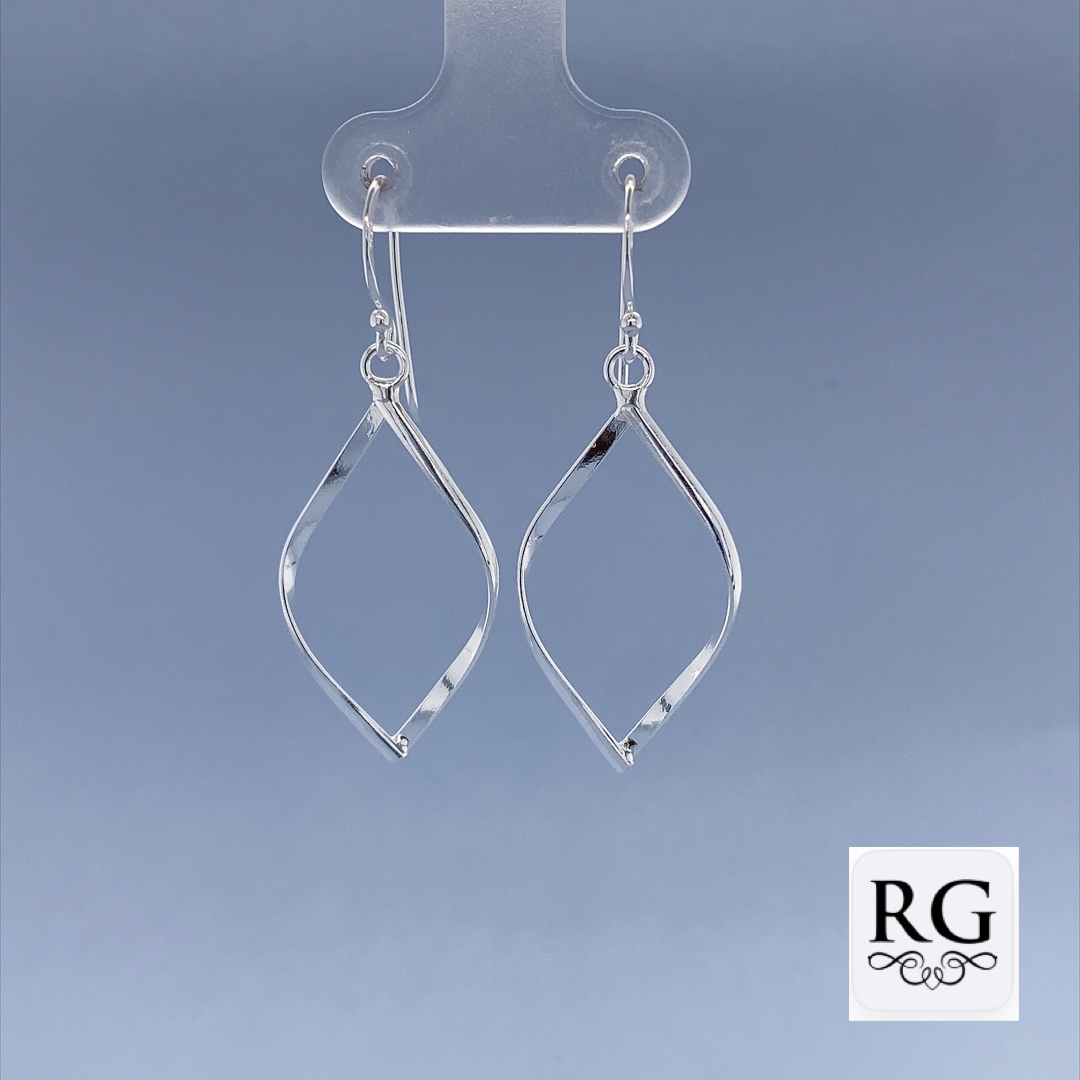 925 TWIST OUTLINE T/DROP EARRINGS - 41X16 - 1.5g <br/>M12362