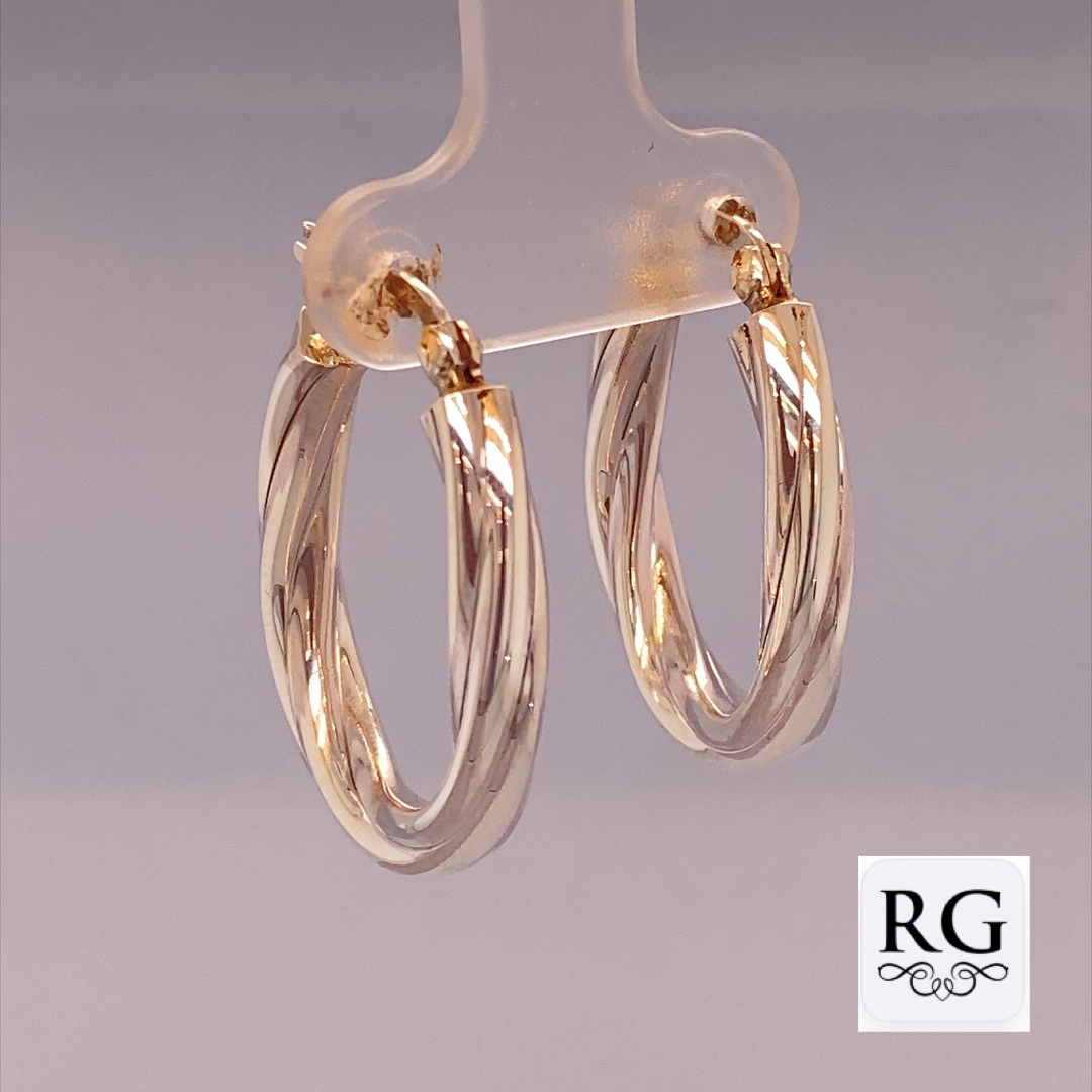 925 HOLLOW TWISTED OVAL HINGE HOOPS - 27X4 - 4.7g <br/>M12392