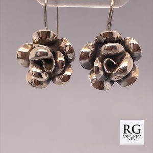 925 OXI 3D ROSE DROP EARRINGS - 25X15 - 4g <br/>M12401