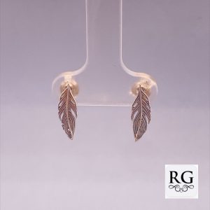 925 TEXTURED FEATHER STUDS - 14X5 - 0.8g <br/>M12408