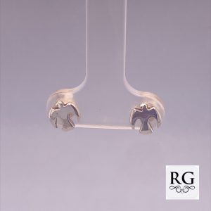 925 PLAIN SWALLOW STUDS - 7X7 - 0.9g <br/>M12411