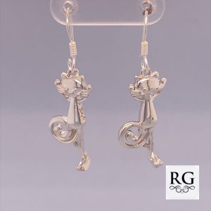 925 STANDING CAT DROP EARRINGS - 38X11 - 4.3g <br/>M12417