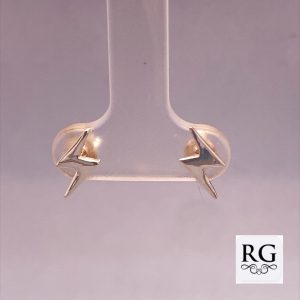 925 PLAIN LIGHTNING BOLT STUDS - 10X4 - 0.69g <br/>M12457