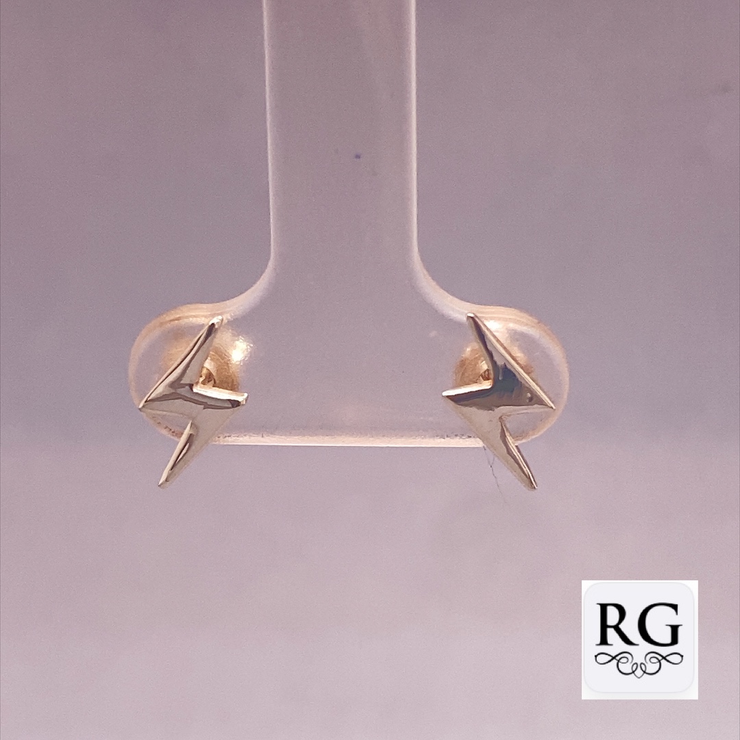 925 PLAIN LIGHTNING BOLT STUDS - 10X4 - 0.69g <br/>M12457