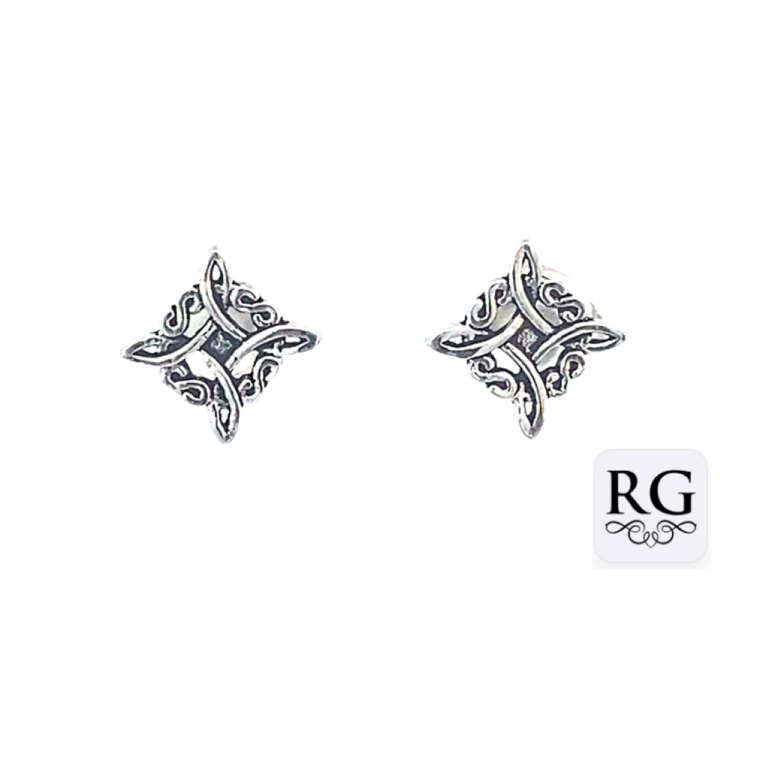 925 OXI FRILLY FILIGREE SQ FLAT STUDS - 8X8 - 1.3g <br/>M12500