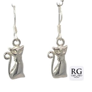 925 PLAIN SITTING CAT DROP EARRINGS - 29X8 - 3g <br/>M12558