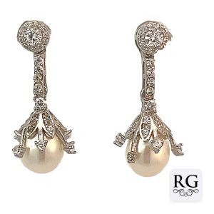 925 WHITE FW PEARL CZ PAVE DROP EAR - 24X10 - 4g <br/>M12628