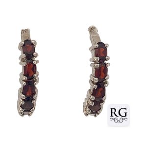 925 OVAL GARNET CLAW SET HALF HOOPS - 22X5 - 4.2g <br/>M12643