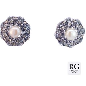 925 OXI FW PEARL+MARCASITE RND STUDS - 20MM - 7.9g <br/>M12679