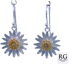 925 MATT GOLD PL DAISY DROP EAR - 28X14 - 4.3g <br/>M12699