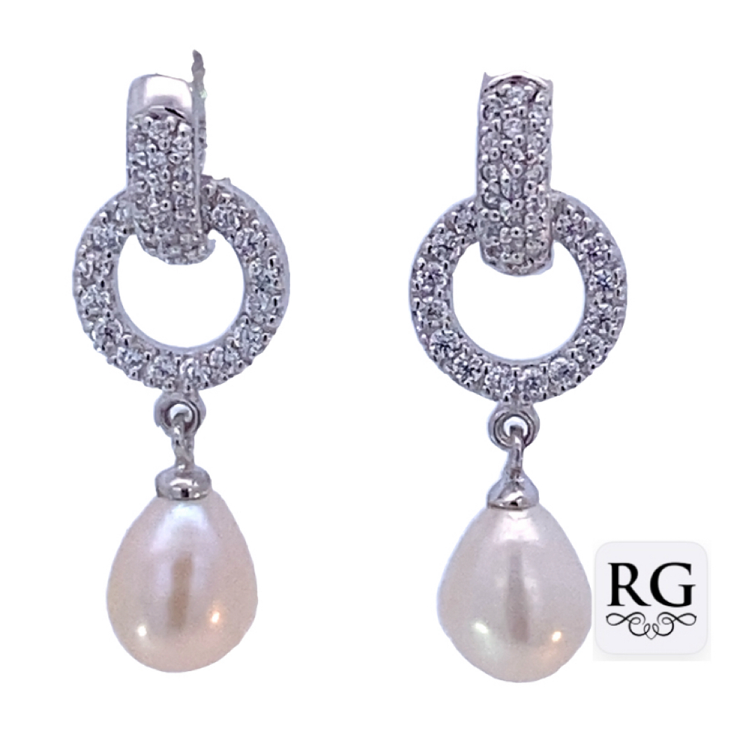925 FW PEARL DBL CZ PAVE CIRCLE HUGGIES 27X11 5.7g <br/>M12764