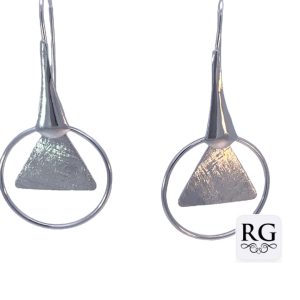 925 SCRATCHED TRIANGLE CIRCLE DROP EAR - 55X25 6.1 <br/>M12851